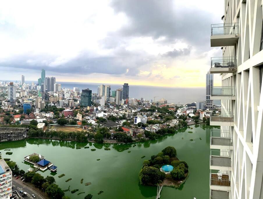 Altair Colombo - View, Location, Ultra Luxury! Apartment Екстериор снимка